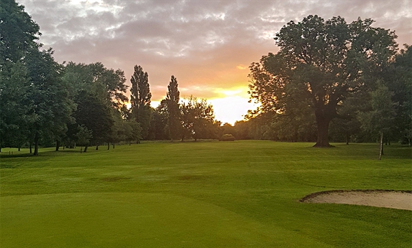 Playing golf from dawn ‘til dusk